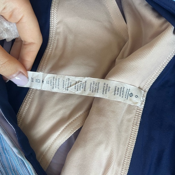 Lululemon speed up shorts - Picture 3 of 3